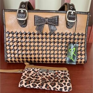 Sharif tan/brown leather bag with coin holder